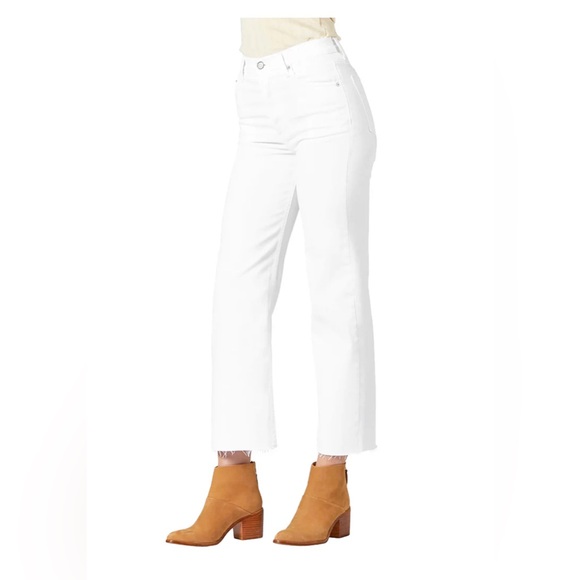 Boyish "The Mikey" in vertigo. - Picture 3 of 3